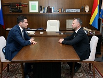 Алиханов встретился со своим новым министром 