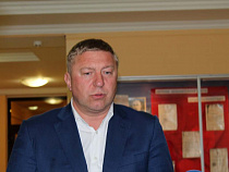 Ярошук дал 10 дней на завершение тротуара на улице Чернышевского