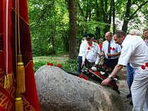 В Правдинске открыли памятный знак погибшим пограничникам