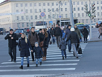 С начала 2017 года под колеса автомобилей попали 85 детей