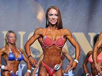 Калининградка Антонина Лазукова победила на чемпионате мира по бодибилдингу