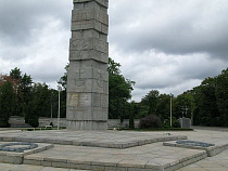 БФУ им. И. Канта представил историю памятника 1200 гвардейцам в виде инфографики