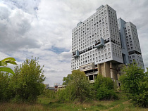 Алиханов рассказал о выкупе Дома Советов в течение нескольких недель