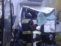 Водитель грузовика, протаранившего рейсовый автобус под Калининградом, взят под стражу