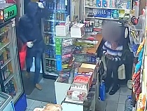 «Пошёл вон, придурок!»: в Калининграде продавщица унизила разбойника с ножом