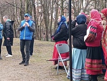 Беспрозванных и Дятлова лично прибрались у Летнего озера