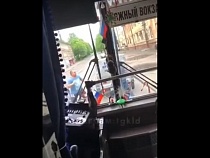 В Калининграде водитель автобуса №19 устроил драку с конкурентом