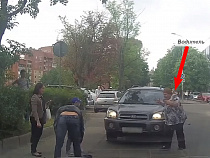 Появилось видео с женщиной-водителем, сбившей ребёнка (видео)