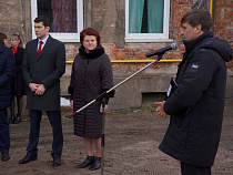 Алиханов оценил перспективу объединения Славска с Советском