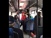 В Калининграде кондуктор попыталась выхватить гитару у ребёнка