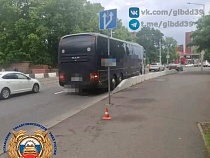 В Калининграде 28-летнюю сбила 48-летняя на электросамокате