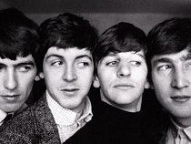 Фотография группы The Beatles 1961 года выставлена на торги 