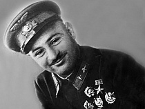 Калининградец издал книгу-поэму о героической жизни летчика-штурмовика Нельсона Степаняна