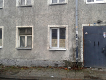 Антон Алиханов: программу переселения из аварийного жилья свернули на федеральном уровне