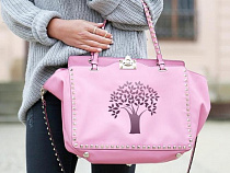 Житель Калининграда украл из магазина в Зеленоградске женскую сумку