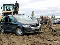 Калининградский губернатор надеется, что "Автотор" наймет местных рабочих
