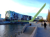 Открытый Матвиенко мост вызывает резонанс хлопком