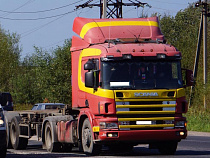 Ночью в Калининграде горели сразу три грузовика