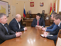 Алиханову представили нового начальника Погрануправления ФСБ России региона 