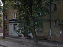 Калининградская бабушка перелетела с мотоцикла на машину