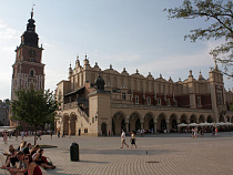 Калининградских перевозчиков попросили не ездить в районе Кракова на фурах больше 12 тонн