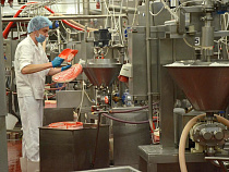 Роспотребнадзор Татарстана обвинил «Вичюнай-Русь» в повышенном содержании консерванта в сельди