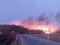 За пожар на свалке под Гвардейском пожурили директора МУП «Радуга»