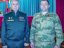 Росгвардейца из Калининграда наградили за участие в СВО 