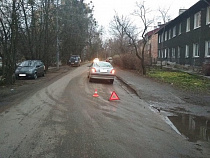 За сутки в Калининграде две женщины попали под колёса авто 