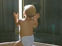 В Калининграде ребёнок трое суток провёл в доме с мёртвыми родителями