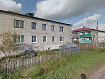 Деревенский житель ударил земляка молотком по шее, задушил и утопил своего гостя