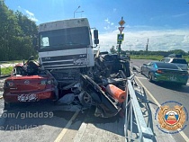 Названа причина выживания людей в жутком ДТП с 5 машинами в Калининграде