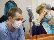 Обвиняемый по делу Вшивкова попросил судью разрешить ему ругательства