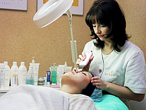 Директор салона красоты в Калининграде обманула Центр занятости