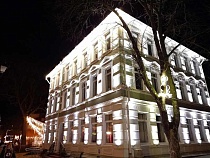 В Зеленоградске назвали дату монтажа ёлки и проекций на дома