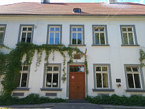 Учителям и медикам на селе компенсацию расходов по ЖКХ заменят на фиксированную выплату