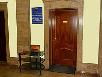 В Калининграде открыли книгу соболезнований в связи с авиакатастрофой в Сочи