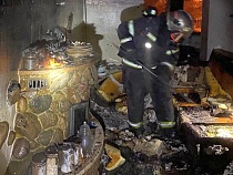 В Калининграде жителя элитного района спасатели снимали с третьего этажа