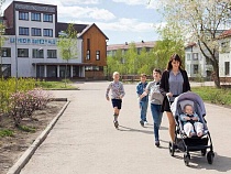 Матери-одиночке троих детей отказали в пособии из-за вклада в банке