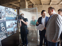 Врио губернатора Калининградской области: «Лицо испорчено другой стороной»