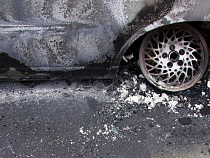 Житель Полесска судится с автомастерской, где сгорел его автомобиль