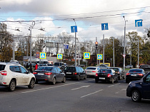 Депутаты хотят вновь решить проблему пробок на площади Василевского