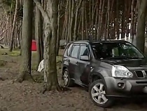 Алиханову пожаловались на «кощунство» порядков на пляже в Куликово 