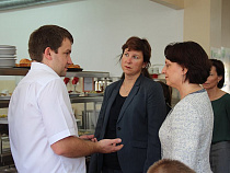 Светлана Трусенёва: нам запрещено делать рейтинги школ