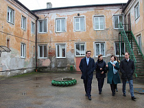 Фасады зданий школы в Большаково отремонтируют за 9,2 млн рублей