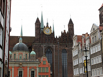 За вторые майские праздники за рубежом отдохнули почти 44 тысячи человек