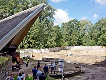 Алиханов назвал цели ремонта Зелёного театра в Советске
