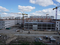 В школе на Аксакова ожидают по 13 параллелей каждого класса начального звена