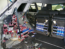 В Маздах такое бывает: 3000 пачек сигарет попытались вывезти из Калининградской области в Польшу