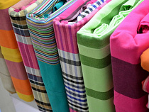 Пенсионерка из Светлого лишилась 400 долларов, выбирая бельё у незнакомца